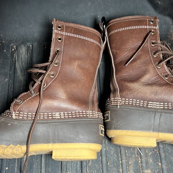 LL Bean Brown Bean Duck Boots - Picture 4 of 6